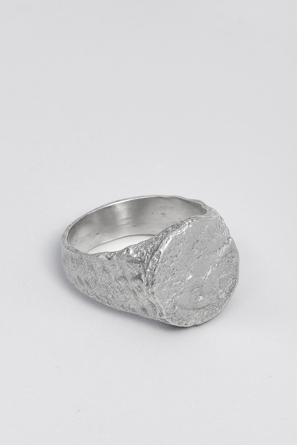 Relic ring