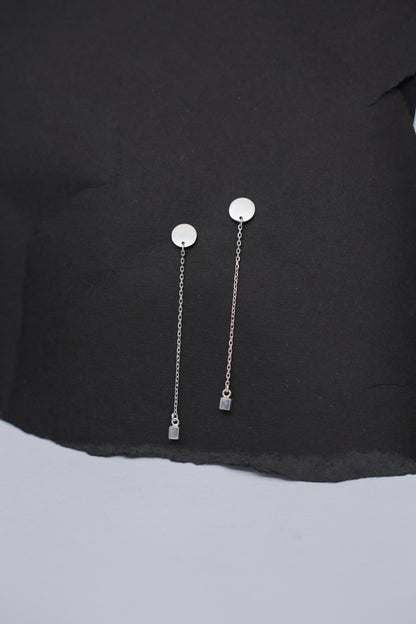 Earings hanging cubes